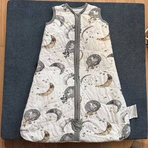 Burt’s bees baby beekeeper sleep suit size medium